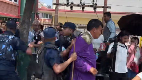 शिक्षक आन्दोलनमा घुसपैठको आशंका, एक जना पक्राउ